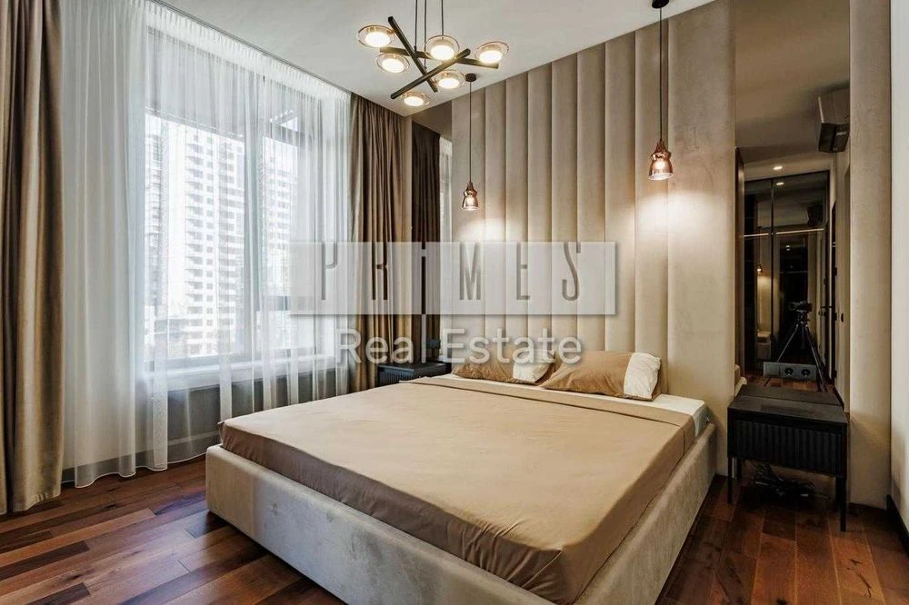 Продаж 4к квартири 125м3 ремонт TRIIINITY Василя Тютюнника 3