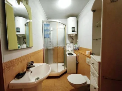 Spacious 3-room apartment near Lake Sonyachnoe. State programs "ok