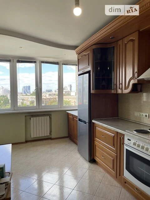 Sale of 3-room apartment 81.4 sq. m. on Lomakivska st. 4 • ID 346