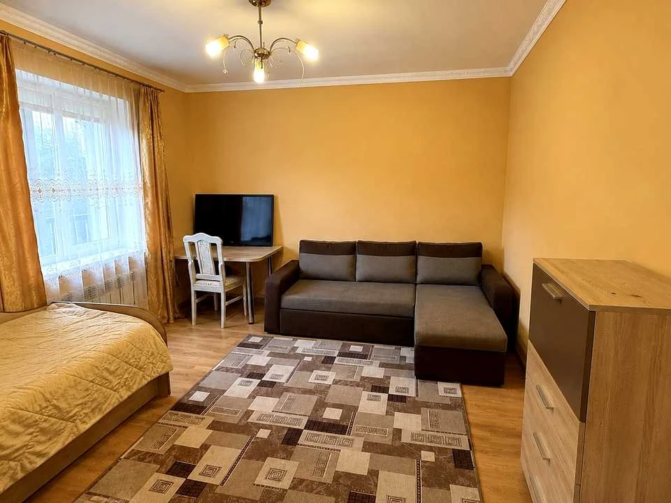 Квартира. Рівне, Дворецька вул.