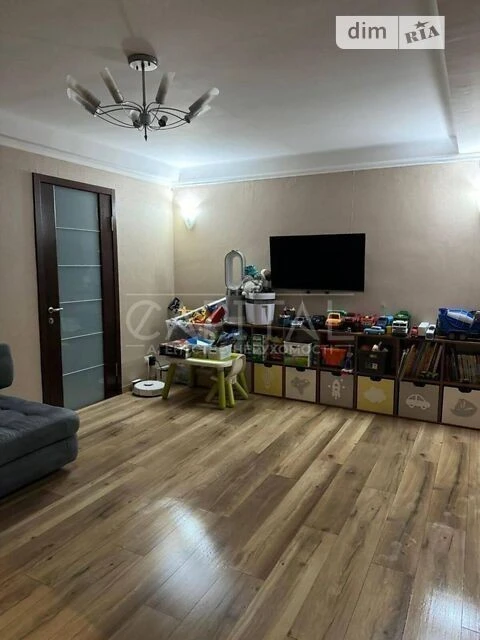 Продаж 2к квартири 43 кв. м на вул. Мілютенка 28А • ID 34666