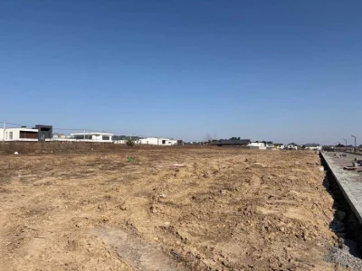 Кутова Ділянка на Щасливому з міськими мережами Газ