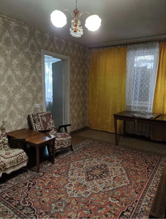 Продається 3х кімнатна квартира  в районе кінотеатра «Юність