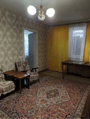 Продається 3х кімнатна квартира  в районе кінотеатра «Юність