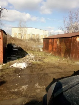 Продаю АГК "Нива" місце (41 кв.м.) під розміщення металевого