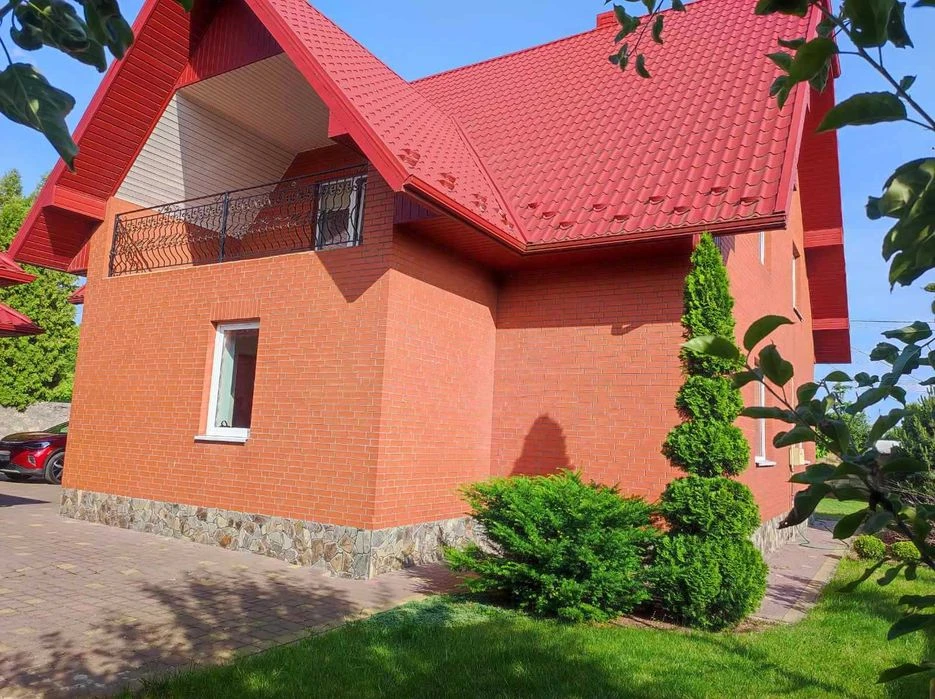 Ціну знижено! Продаж доброго будинку в Луцьку!
