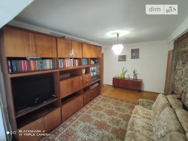 Довготривала оренда 3к квартири на вул. Михайла Котельникова