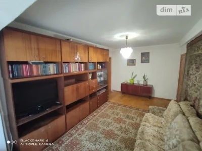 Довготривала оренда 3к квартири на вул. Михайла Котельникова