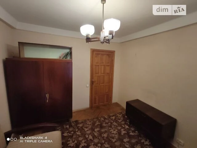 Довготривала оренда 3к квартири на вул. Михайла Котельникова