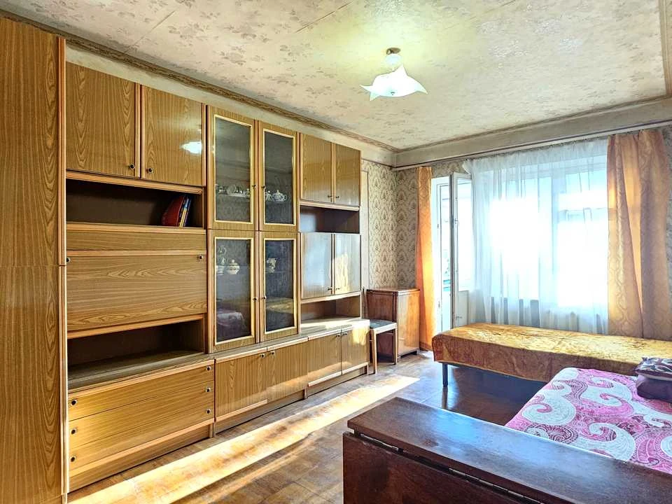 Квартира. Київ, Воскресенський просп. (Перова)