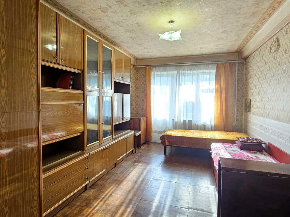 Квартира. Київ, Воскресенський просп. (Перова)