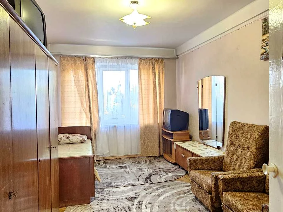 Квартира. Київ, Воскресенський просп. (Перова)