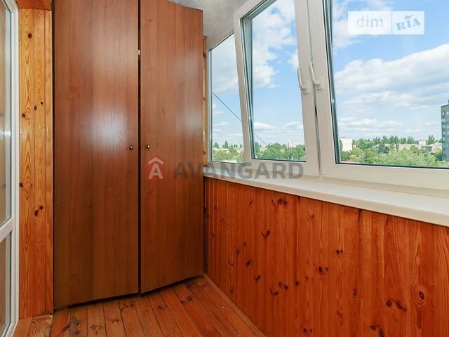 Sale of 3-room apartment 78 sq. m on Hetmana Kyryla Rozumovs street