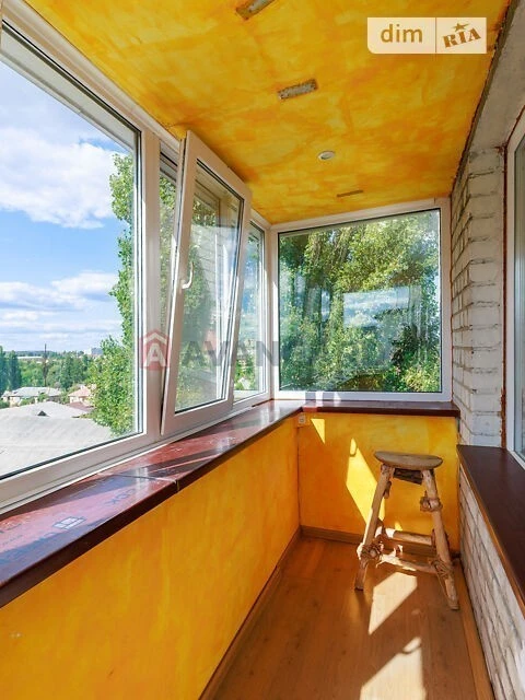 Sale of 3-room apartment 78 sq. m on Hetmana Kyryla Rozumovs street