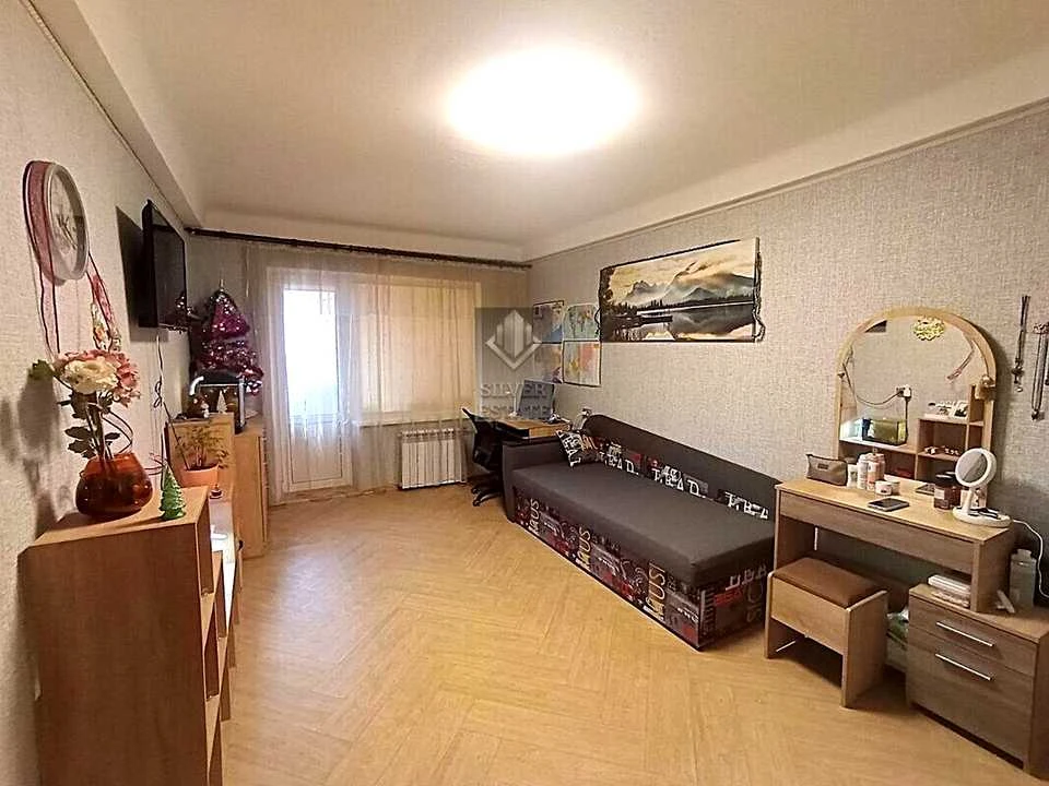 Квартира. Запоріжжя, Чарівна вул.