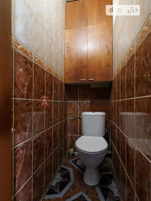 Sale of 3-room apartment 78 sq. m on Hetmana Kyryla Rozumovs street