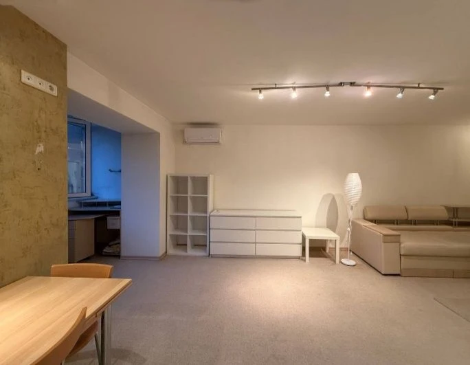Продам 1-кімнатну квартиру, метро Левада,3поверх 14-ти повер