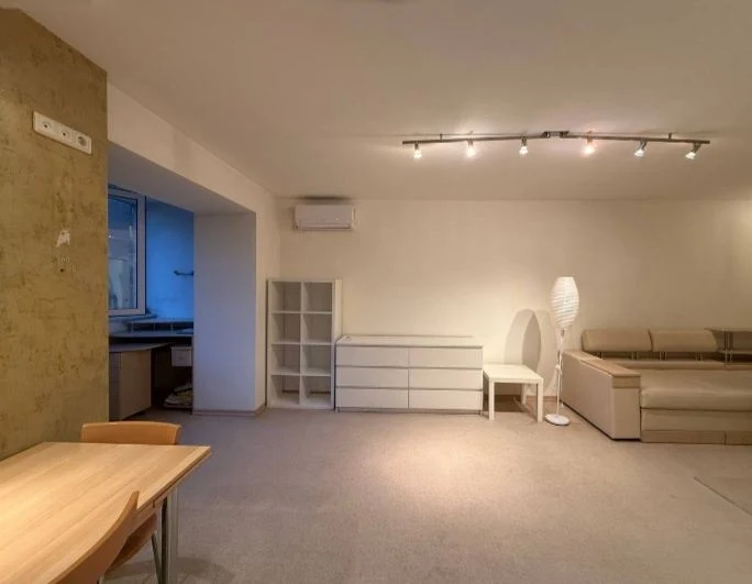 Продам 1-кімнатну квартиру, метро Левада,3поверх 14-ти повер