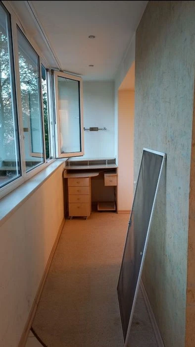 Продам 1-кімнатну квартиру, метро Левада,3поверх 14-ти повер
