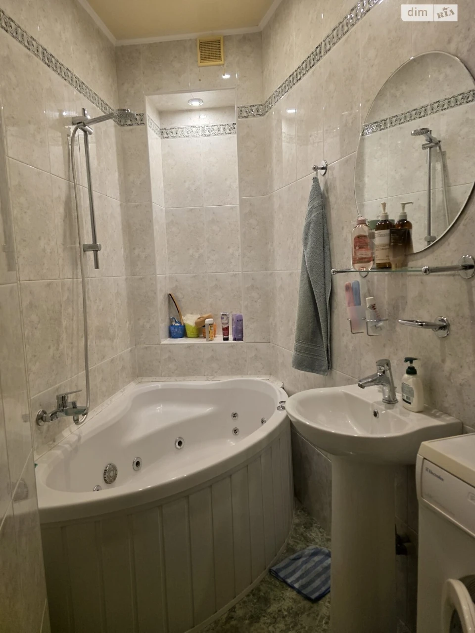 Продаж Квартира Велика Корениха