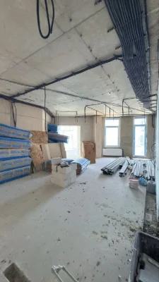 Продам трехкомнатную квартиру без ремонта в Аркадии. Прямой