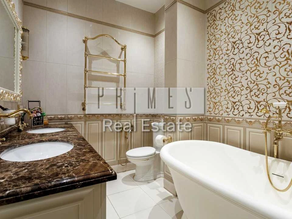 Apartment. Kyiv, Dniprovska Naberezhna St.