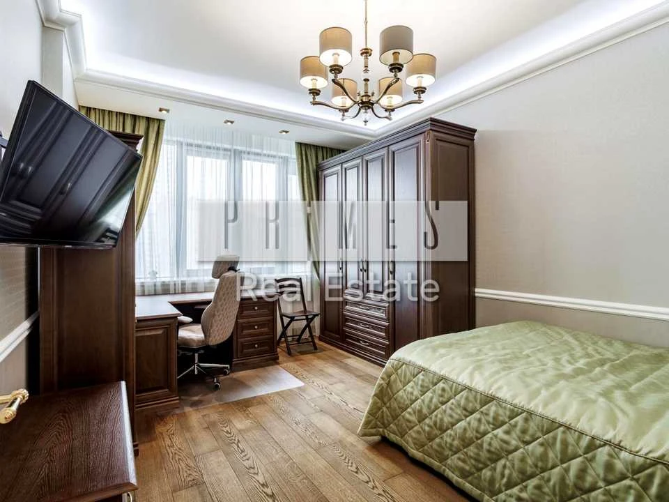 Apartment. Kyiv, Dniprovska Naberezhna St.