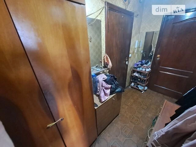 Здам в оренду кімнату на вул. Вікентія Беретті 6Б довгострок