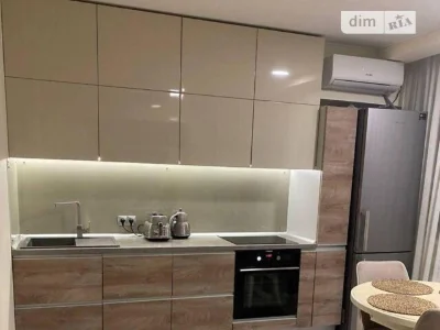 Продаж 2к квартири 35 кв. м на вул. Машинобудівна 41 • ID 34