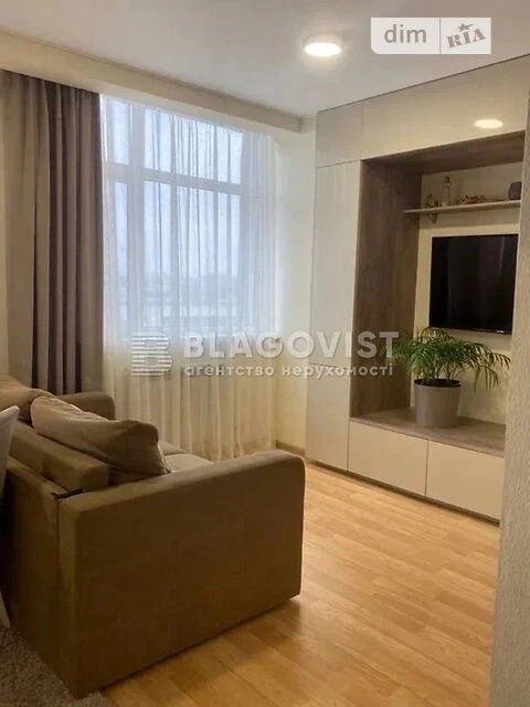 Продаж 2к квартири 35 кв. м на вул. Машинобудівна 41 • ID 34