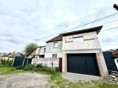 Продаж будинку в центрі міста! Всі центральні комунікації, А