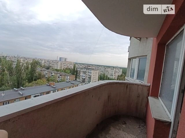 Продаж 2к квартири 95.6 кв. м на вул. Чорних Запорожців 26А
