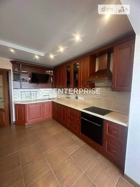 Продаж 3к квартири 99 кв. м на вул. Милославська 47А • ID 34