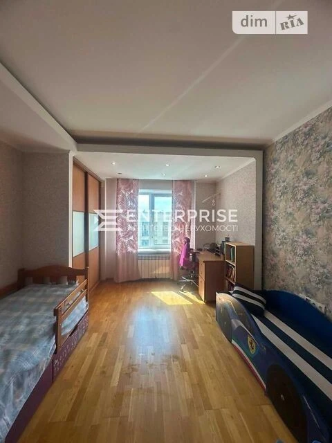 Продаж 3к квартири 99 кв. м на вул. Милославська 47А • ID 34