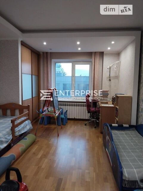 Продаж 3к квартири 99 кв. м на вул. Милославська 47А • ID 34