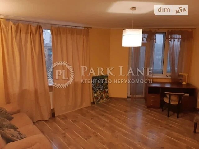 Продаж 1к квартири 59 кв. м на вул. Вишгородська 45Б • ID 34