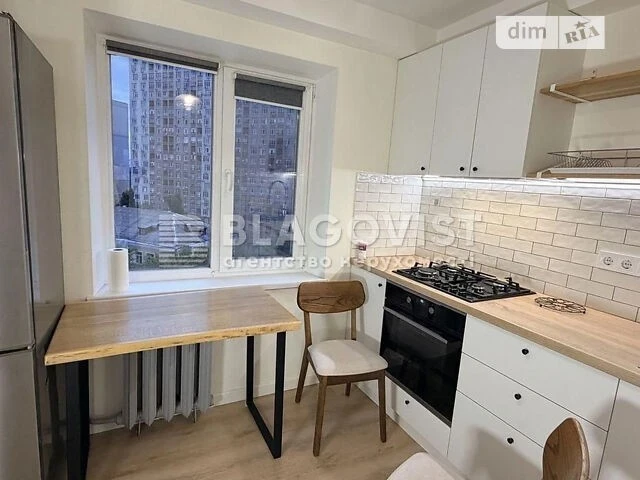 Продаж 2к квартири 54 кв. м на вул. Бориса Мартоса 6 • ID 34