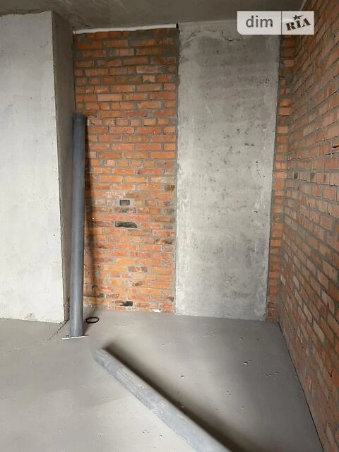 Продаж 3к квартири 85 кв. м на просп. Повітряних Сил 56Г • I