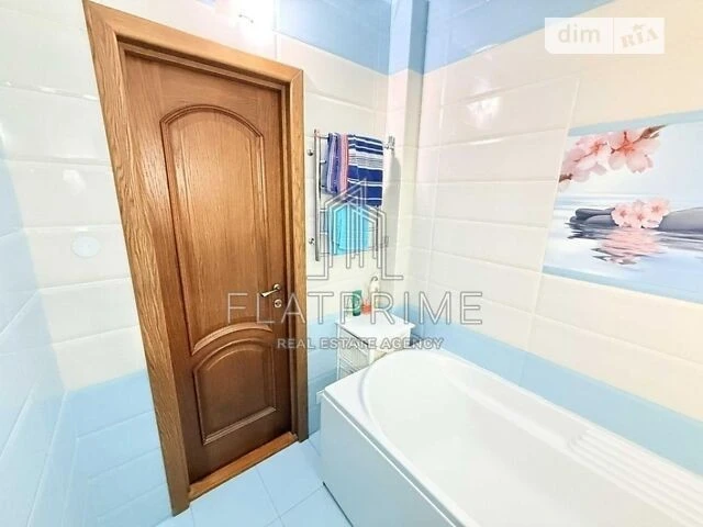 Продаж 2к квартири 68 кв. м на вул. Климента Квітки 1А • ID
