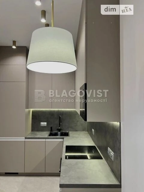 Продаж 2к квартири 53 кв. м на просп. Берестейський 11 • ID