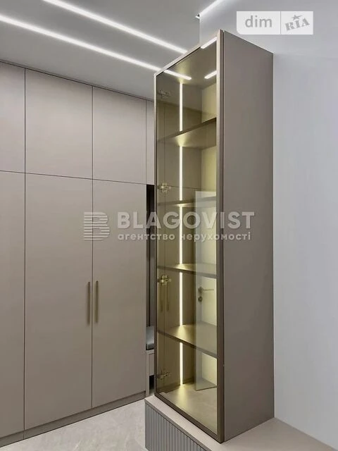 Продаж 2к квартири 53 кв. м на просп. Берестейський 11 • ID