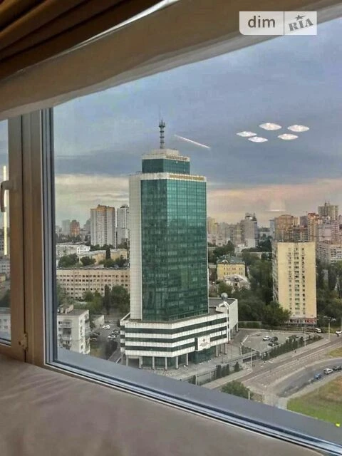 Продаж 2к квартири 53 кв. м на просп. Берестейський 11 • ID