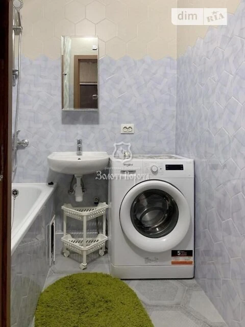Продаж 1к квартири 44.5 кв. м на вул. Вишняківська 19/19 • I