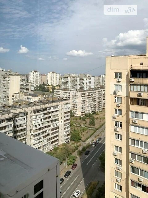 Продаж 1к квартири 44.5 кв. м на вул. Вишняківська 19/19 • I
