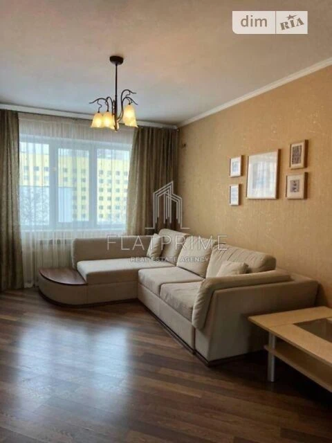 Продаж 3к квартири 68 кв. м на вул. Митрополита Андрія Шепти