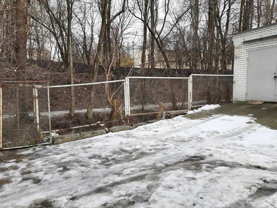 Продам гаражний бокс капітальний по вул. Ушинського-16а, ОК