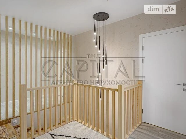 Продаж 2 поверхового будинку з ділянкою на 6 соток, 199 кв.