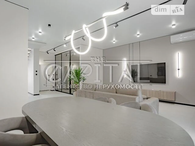 Продаж 2 поверхового будинку з ділянкою на 4 сотки, 135 кв.