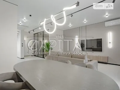 Продаж 2 поверхового будинку з ділянкою на 4 сотки, 135 кв.
