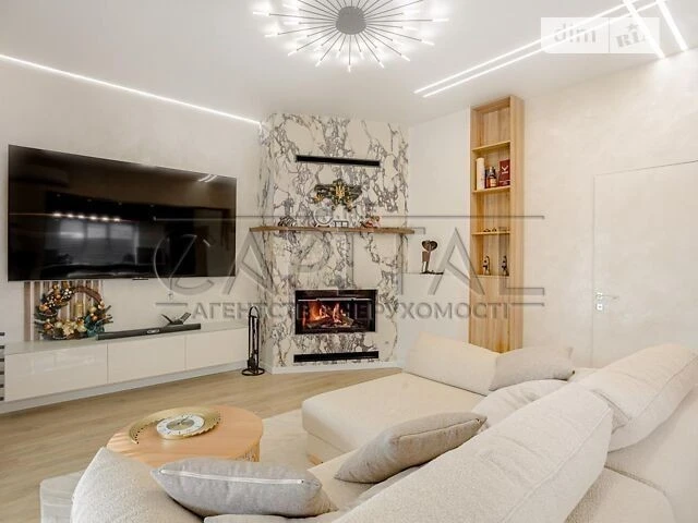 Продаж 2 поверхового будинку з ділянкою на 6 соток, 199 кв.